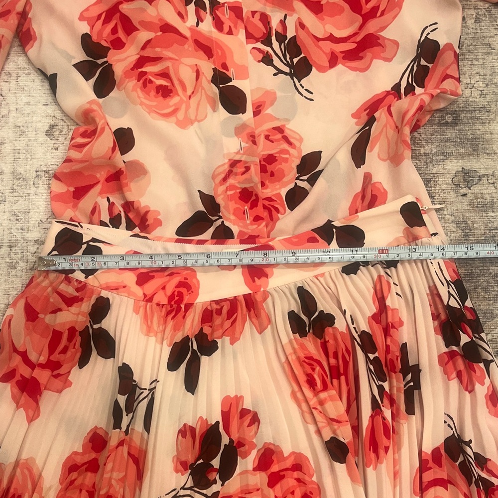 Kate Spade Red and White Floral Midi Skirt - Picture 6 of 7